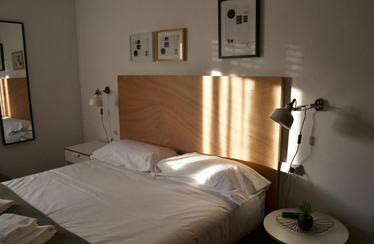 Tres Puentes Anguiano Apartamentos Y Hostal 外观 照片