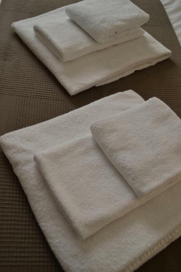 Tres Puentes Anguiano Apartamentos Y Hostal 外观 照片