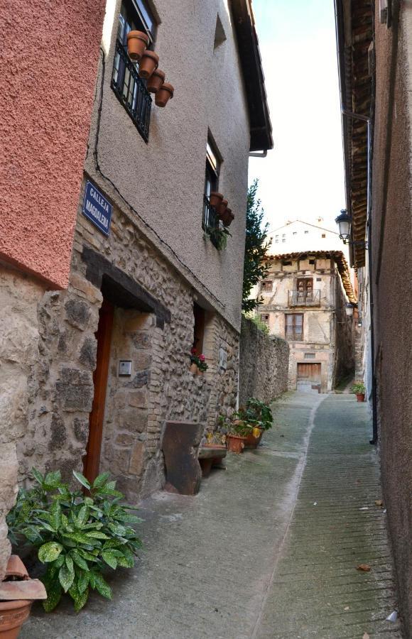 Tres Puentes Anguiano Apartamentos Y Hostal 外观 照片
