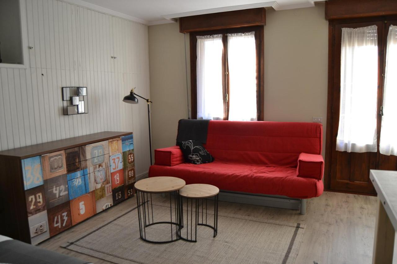 Tres Puentes Anguiano Apartamentos Y Hostal 外观 照片